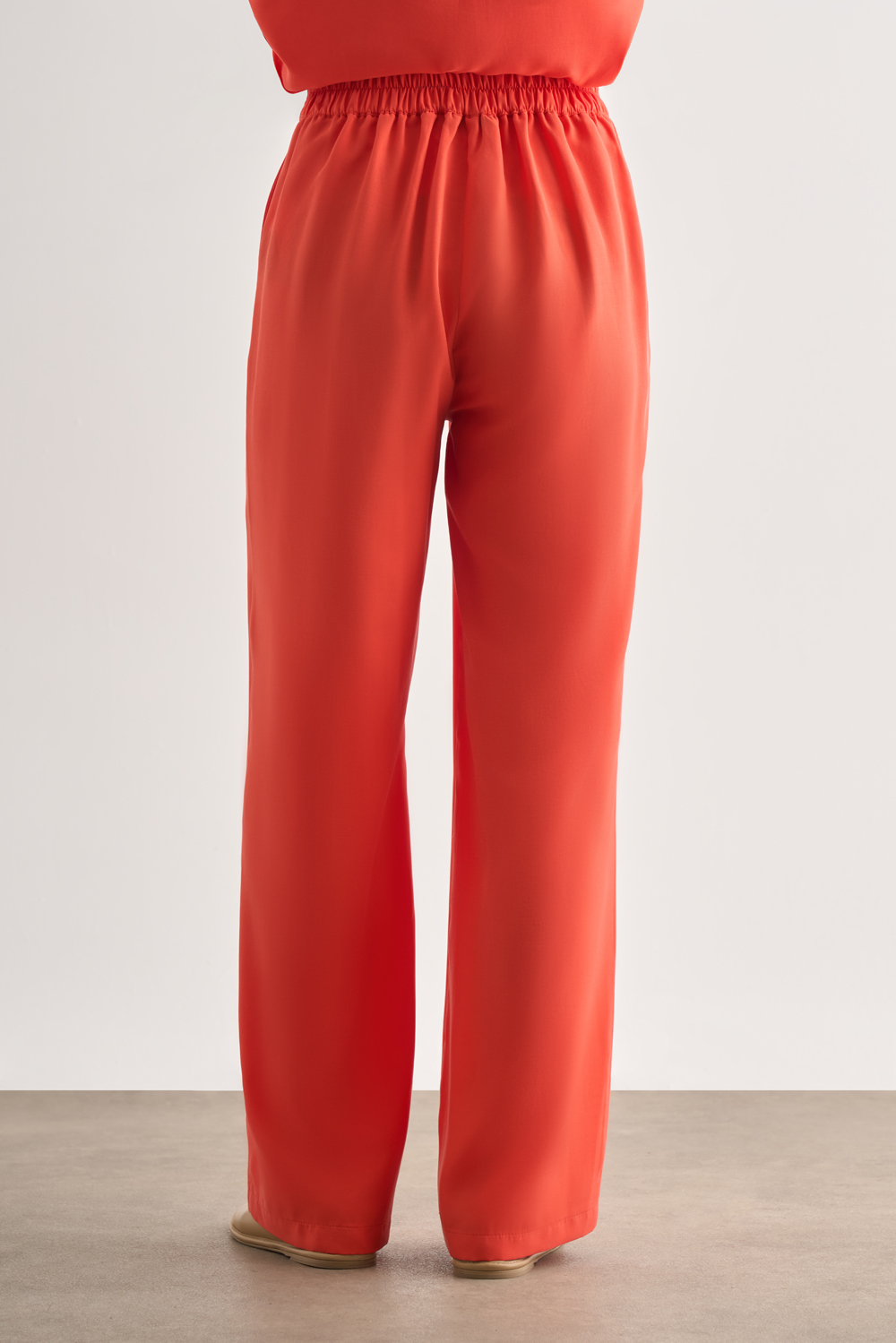 mizalle-nar-cicegi-kemerli-rahat-kesim-modal-pantolon-56692-12-B