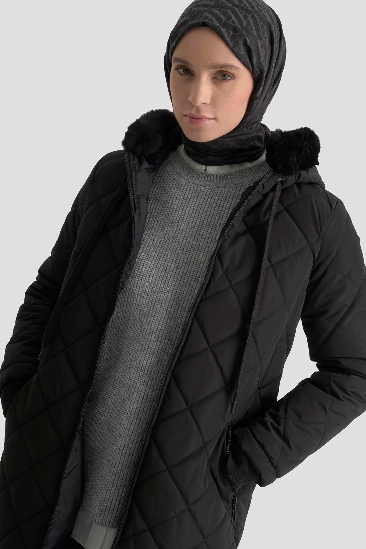armine-trend-kapusonu-kurklu-bagcik-de-9d1860
