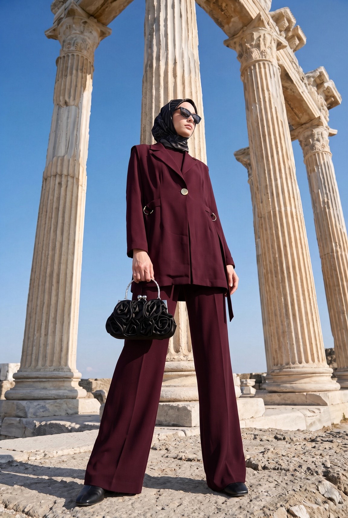 armine-trend-klasik-yaka-aksesuar-deta-bd5c25